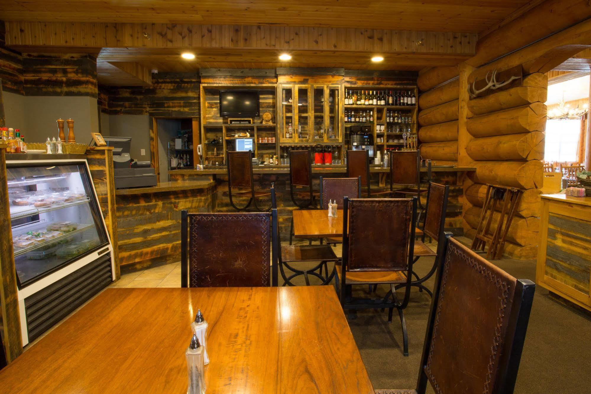 Headwaters Lodge & Cabins At Flagg Ranch Moran Luaran gambar